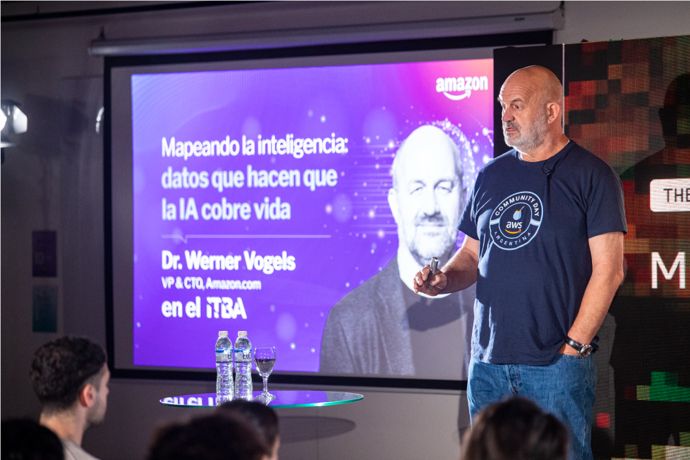 Dr. Werner Vogels, VP & CTO de Amazon, brindó una charla magistral en ITBA
