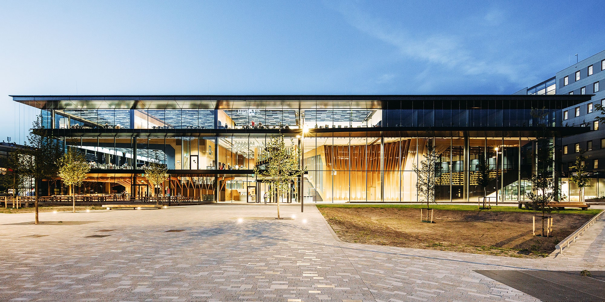 El ITBA renueva y amplía su convenio académico con Tu Delft, una de las universidades técnicas más prestigiosas del mundo.